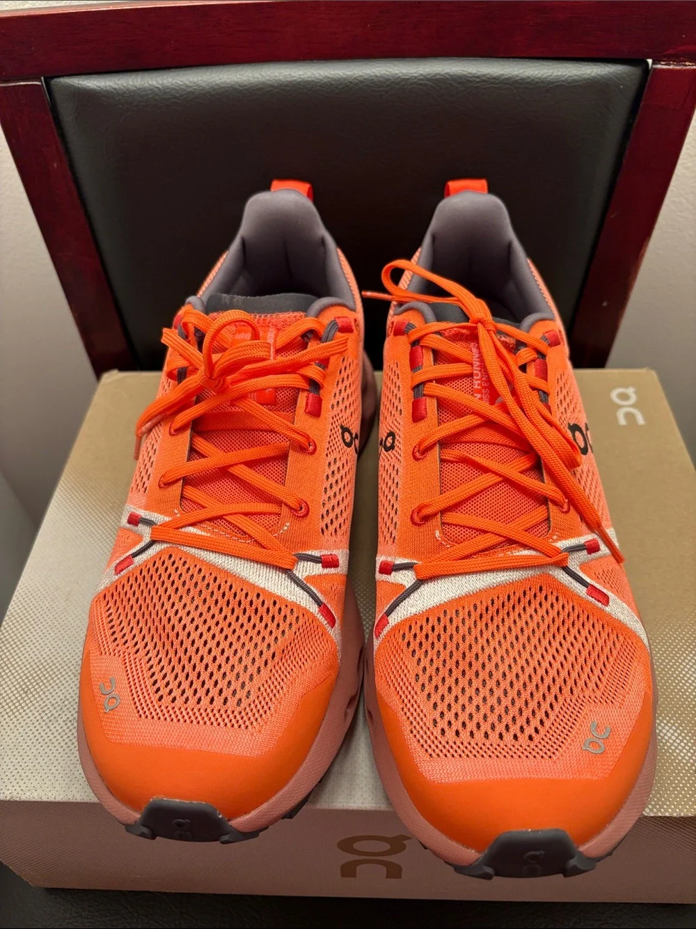 New On Cloud Men's Orange Cloudsurfer Trail Running Sneakers Athletic Size 12